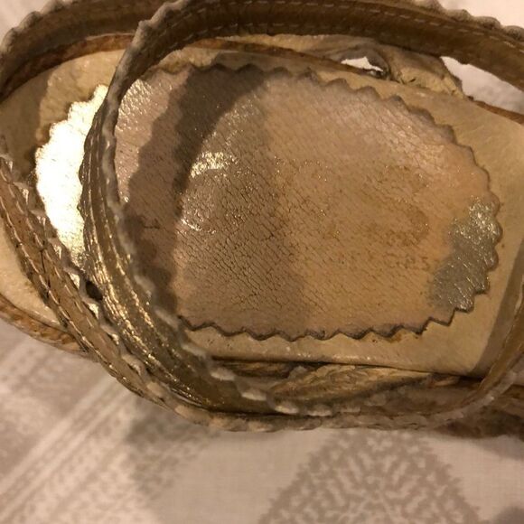 Michael Kors Gold Ankle Strap Sandal Wedges Size 7 - Picture 3 of 7